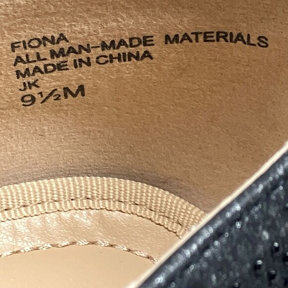 Adrienne Vittadini Pointed Black Low Block Heel 9.5 Studded Fiona - Picture 3 of 11